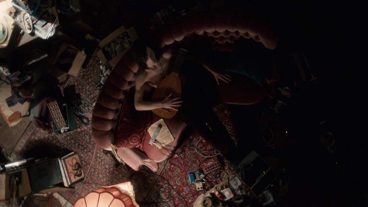 ONLY LOVERS LEFT ALIVE (2013)