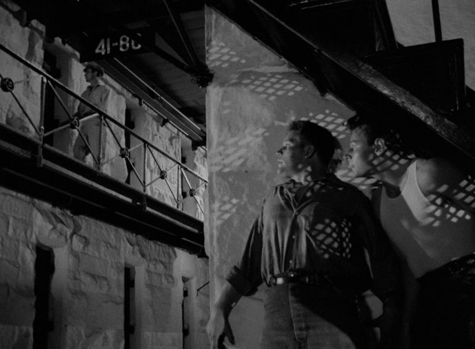 RIOT IN CELL BLOCK 11 (1954)